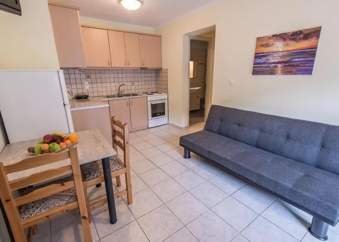 Olive Tree Áyios Nikítas