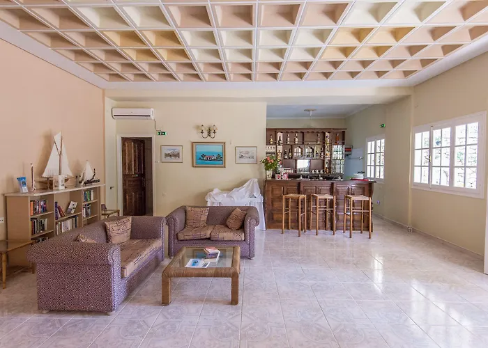 Olive Tree 2* Áyios Nikítas